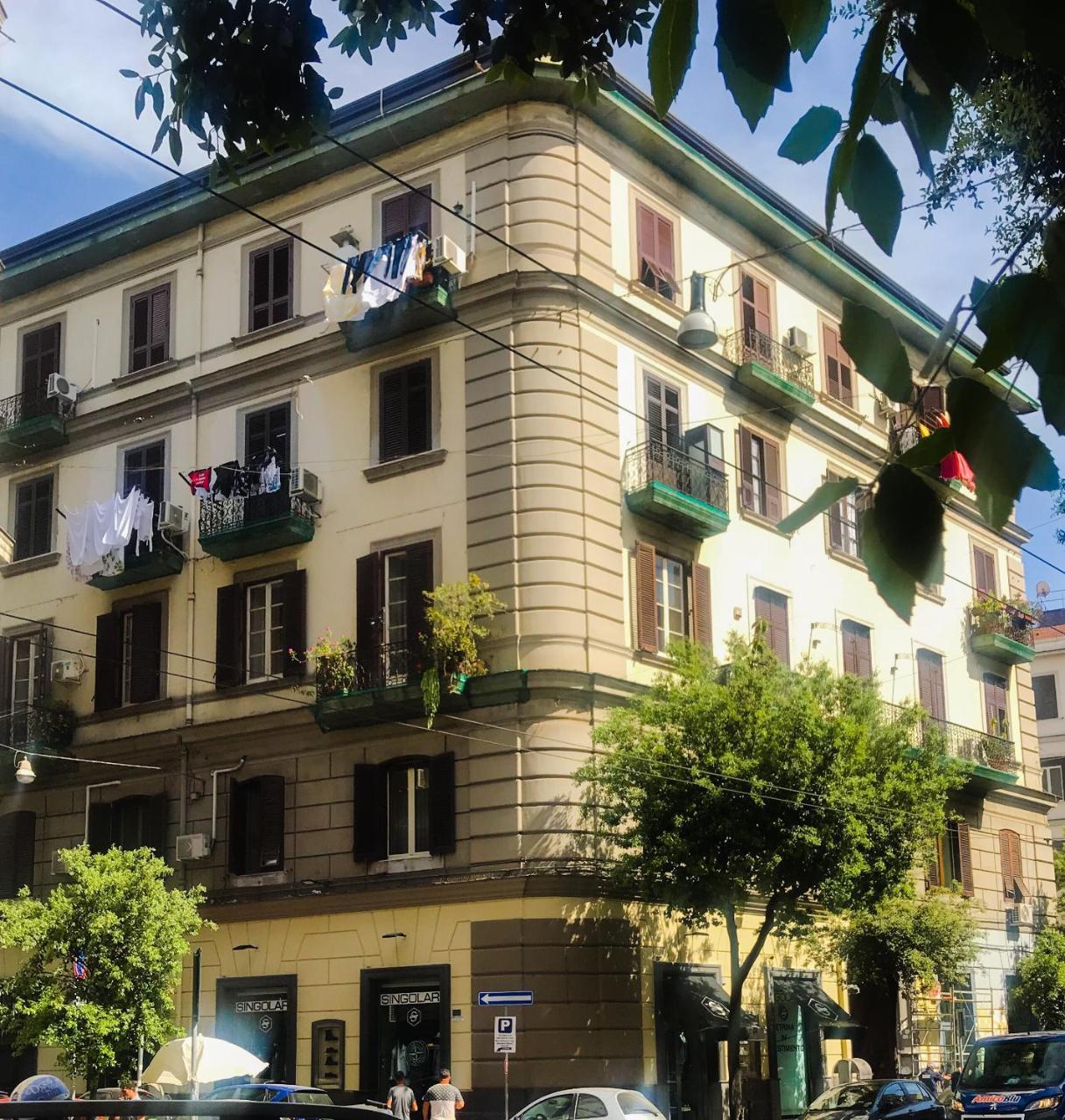 Bed and Breakfast Na Bona Nuttata à Naples Extérieur photo